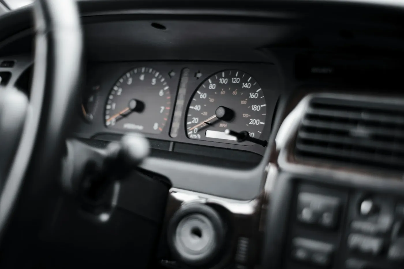 The Million-Mile Club: Why Diesel Engines Outlast Gas 3-to-1